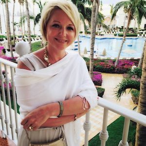 Meet your Posher, Basia